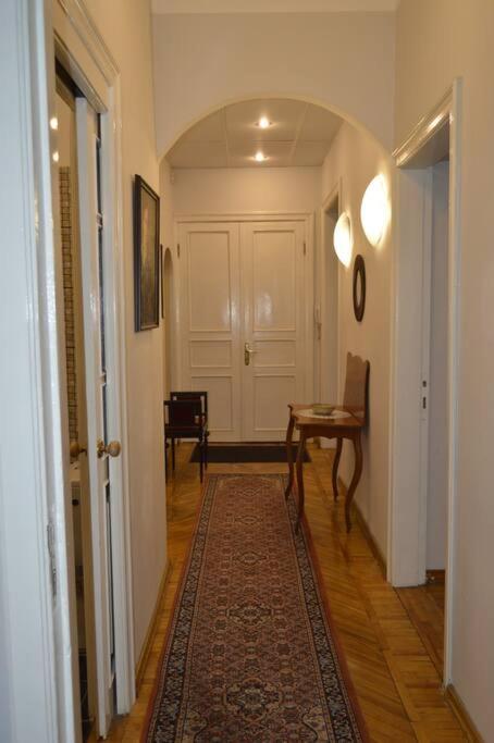 ריגה Unique Spacious Classic 3 Bedroom Midtown Apartment ! Billiard Room ! מראה חיצוני תמונה